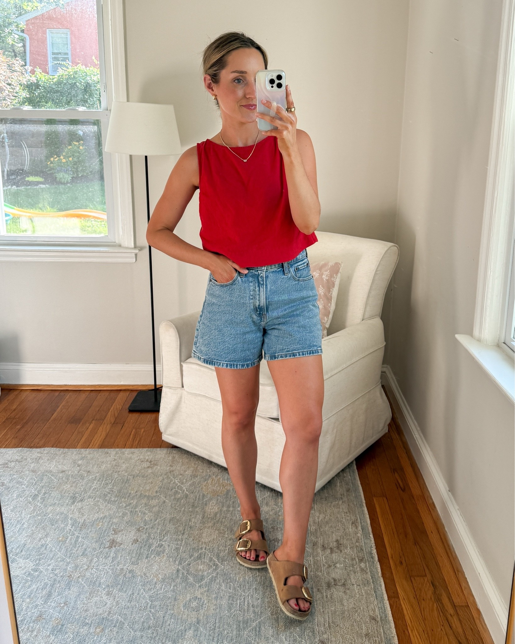 This Red linen top was one of my most worn tops of last year. I ordered this in a small petite so it would be more cropped on me. It’s so versatile ! Currently on sale for 40% off. ￼