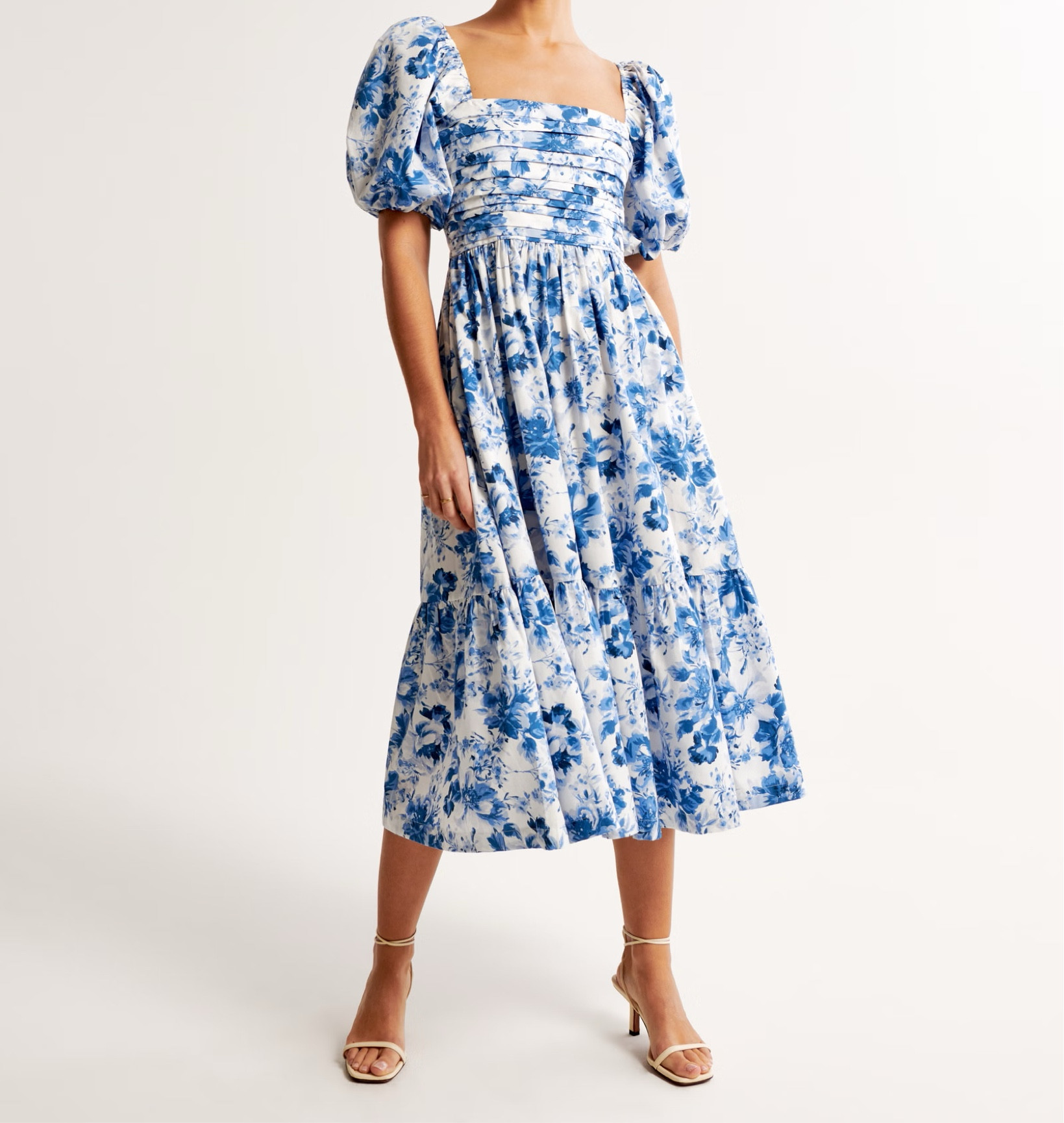 The most flattering dress from Abercrombie! So glad you are here🤍✨ Xo!! 

#LTKstyletip