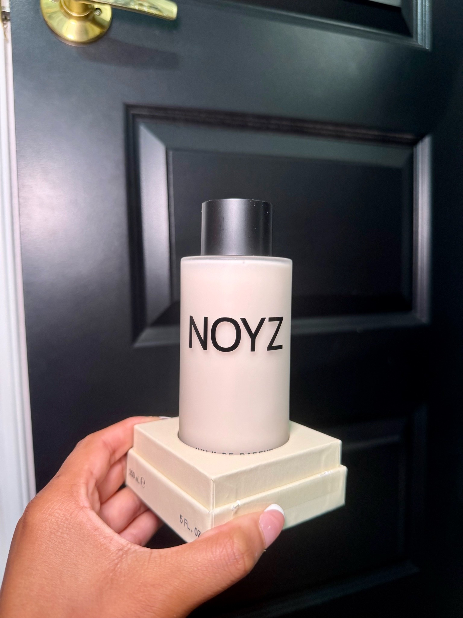 This fragrance milk I LOVE , you guys have to smell and try it THANK ME LATERRRR! #bodymilk  Thank you guys for the pr!

#LTKOver40