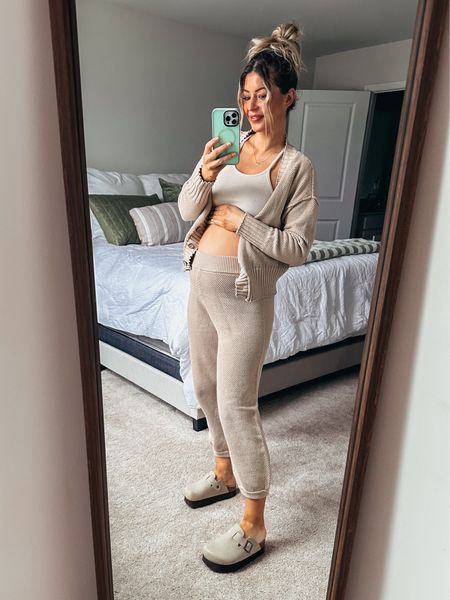 Comfy vibes today, featuring an Amazon two piece set! Literally so perfect for the bump. 


Maternity fashion, maternity outfit, two piece set, comfortable outfit, casual style, casual outfit, spring outfit, vacation outfit, loungewear, sweater, clogs, platform shoes

#LTKU #LTKstyletip #LTKSeasonal