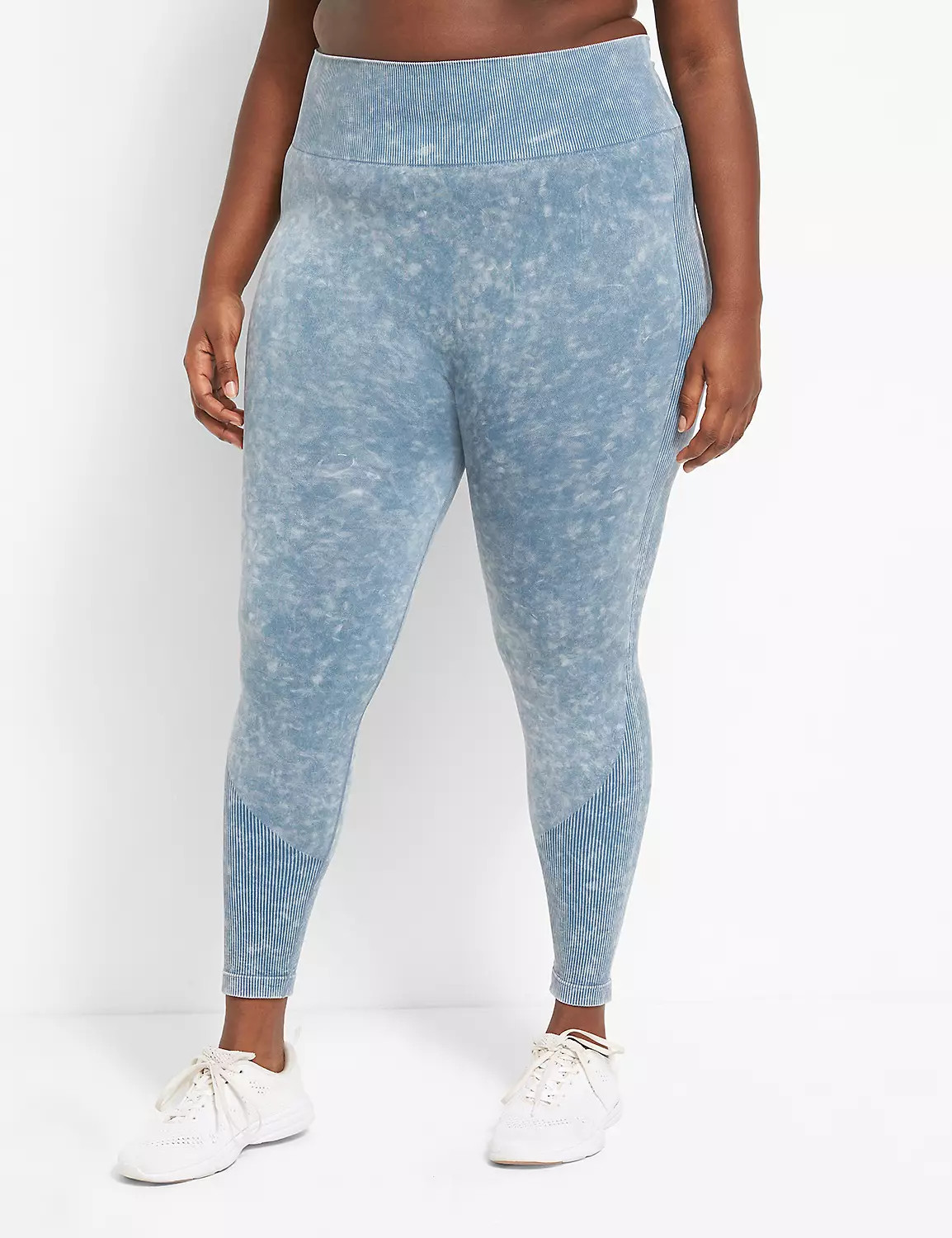 LIVI High-Rise Seamless 7/8 Active Tights | LaneBryant | Lane Bryant (US)