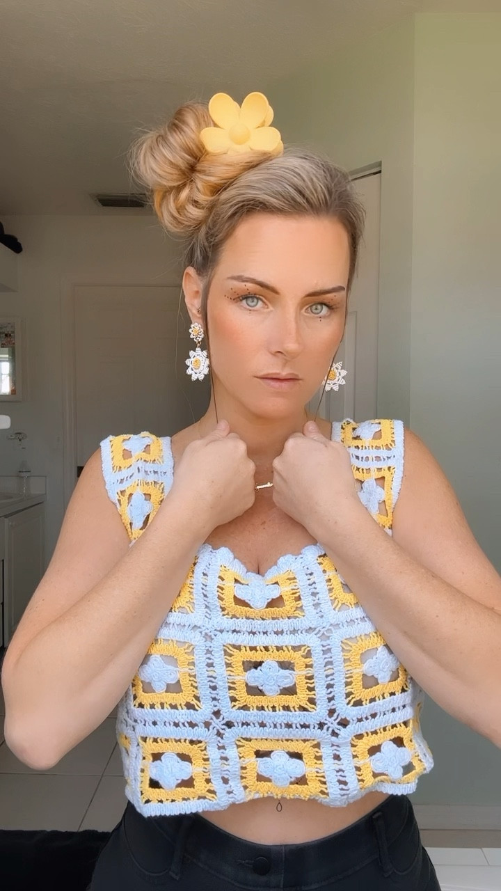 Cute way to wear your flower claw clips for the new year ❤️ hairstyles crochet tops flowers fashion style new year style 

#LTKstyletip #LTKfindsunder50 #LTKVideo