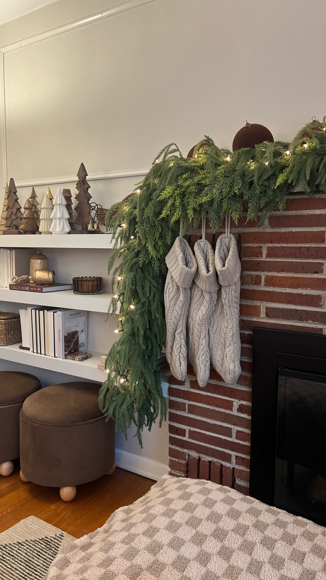Neutral cable knit stocking only $20! Comes in 4 different colors. 

#LTKHome #LTKSeasonal #LTKHoliday