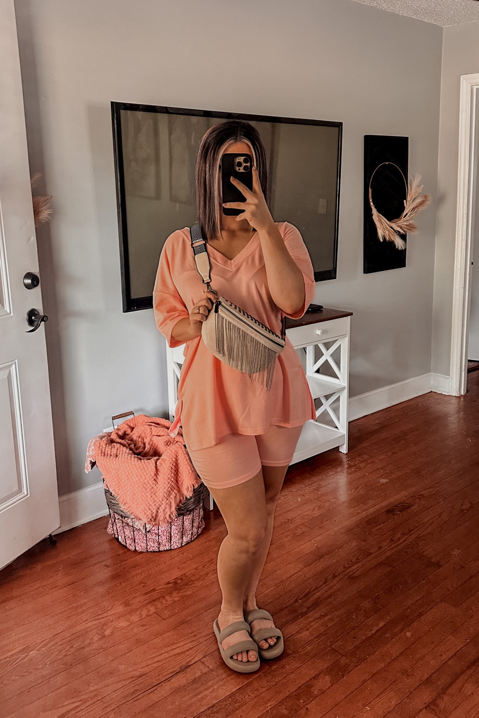 This set is perfect to lounge in or to wear while you're on the go! 

I'm in a large for the top to be more oversized  

#LTKfindsunder50 #LTKstyletip #LTKmidsize