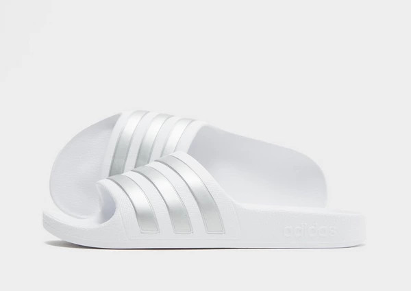 adidas Adilette Aqua Slides Junior | JD Sports (UK)