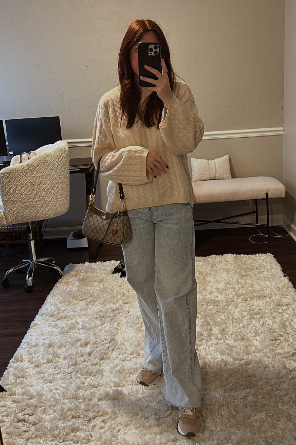 Date night to get hotpot

#LTKfit #LTKitbag #LTKstyletip