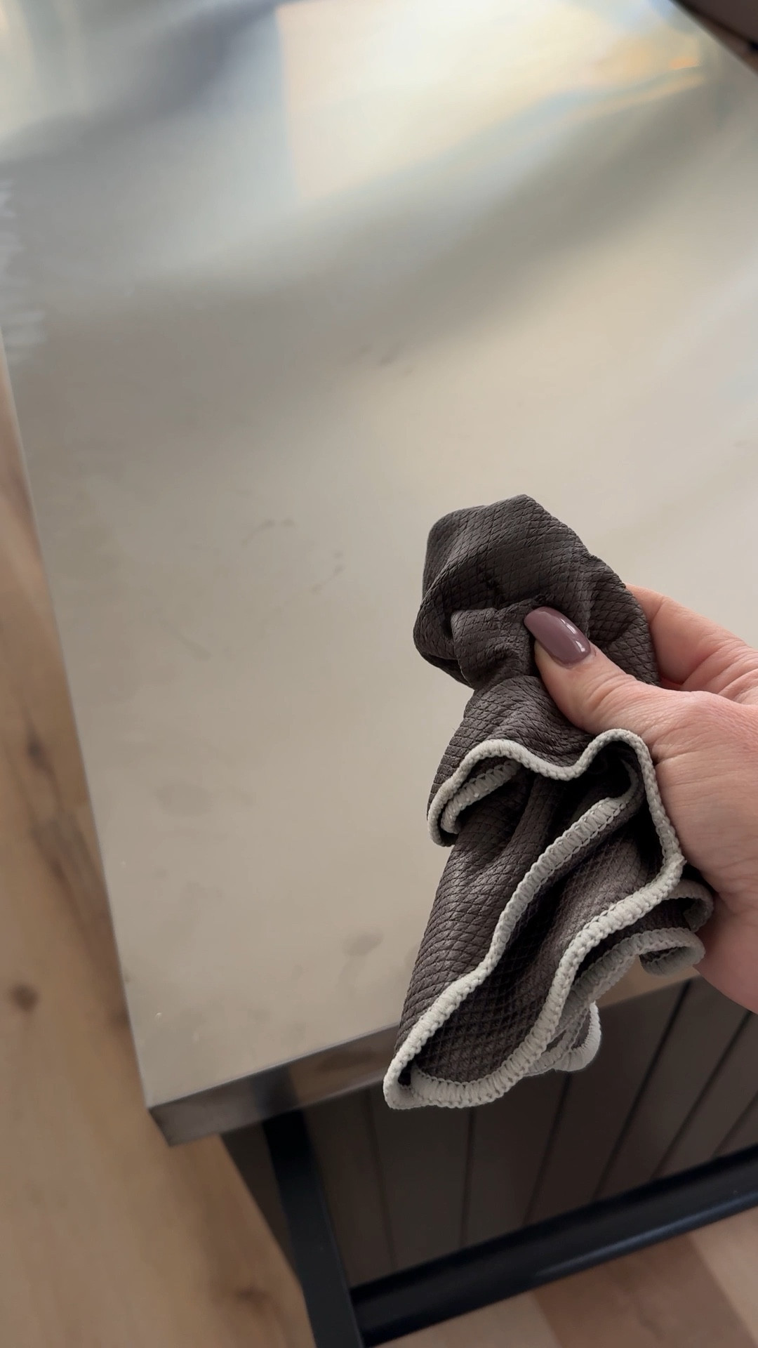 Best stainless steel cleaning clothes 

#LTKWatchNow #LTKHome #LTKFindsUnder50