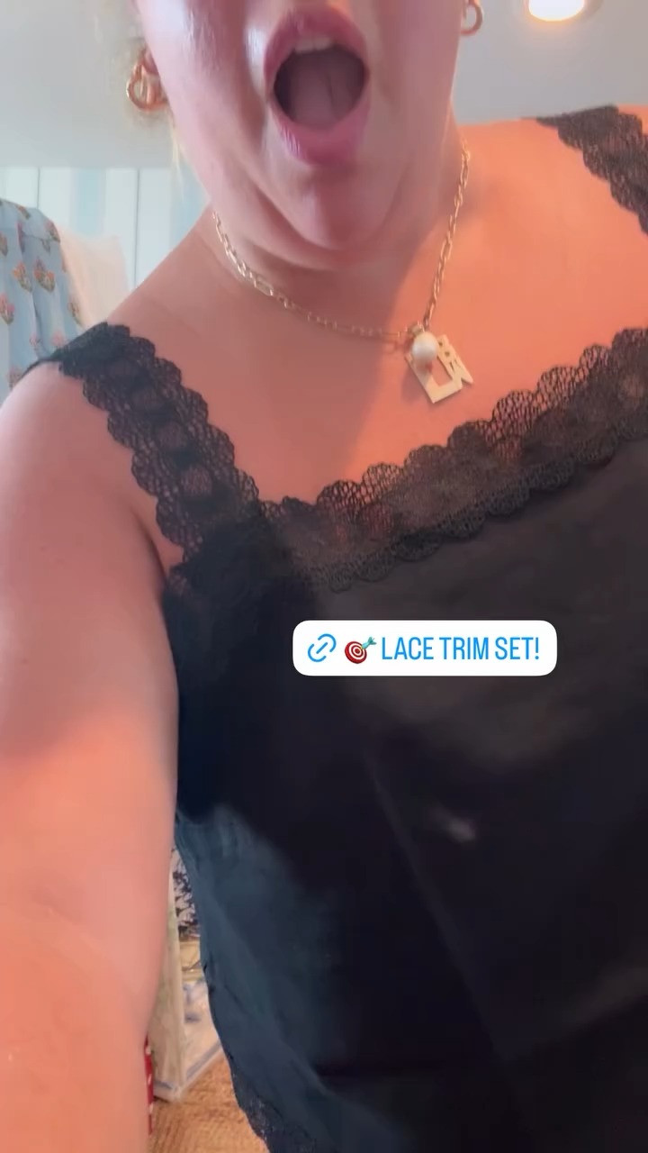 Lace trim set