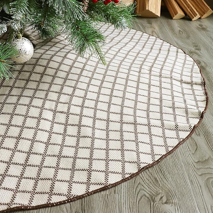 LimBridge Christmas Tree Skirt, 48 inch Knitted Christmas Decorations with Buffalo Plaid Pattern,... | Amazon (US)