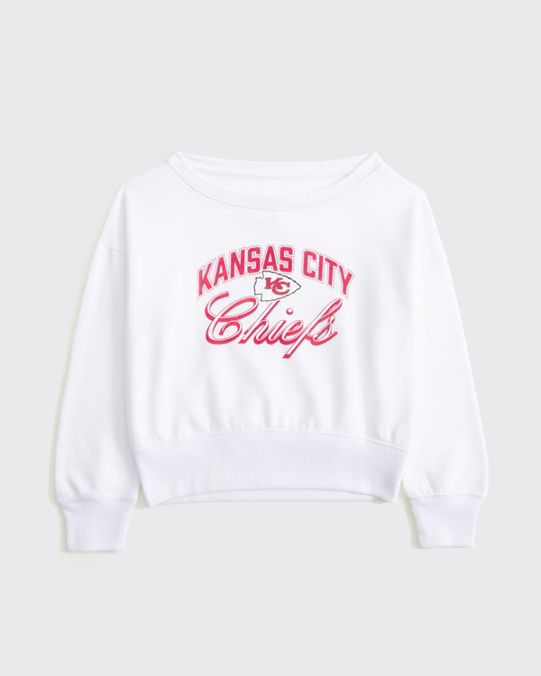 kansas city chiefs off-the-shoulder graphic crew sweatshirt | Abercrombie & Fitch (US)