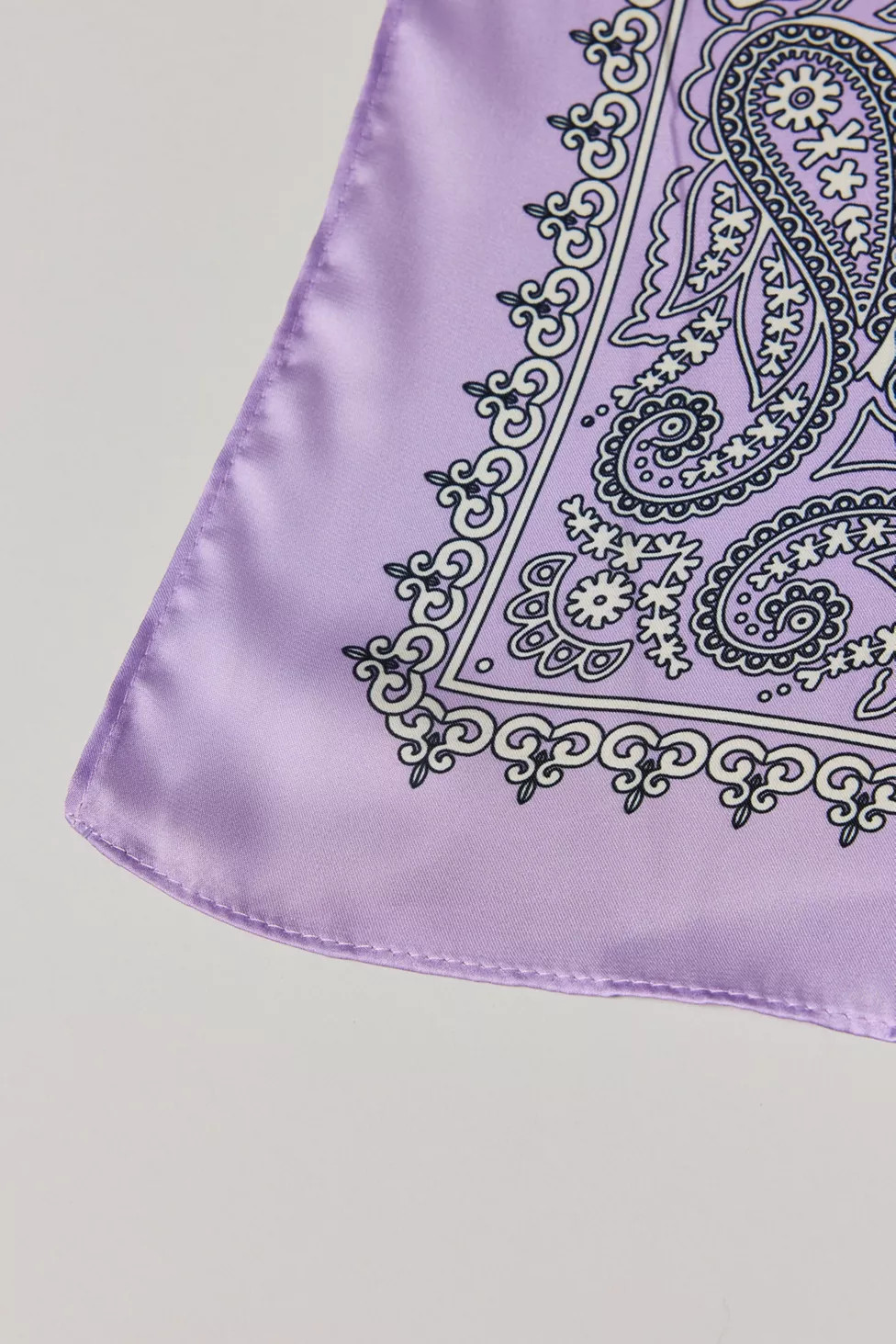 Ditsy Paisley Silky Scarf | Urban Outfitters (US and RoW)