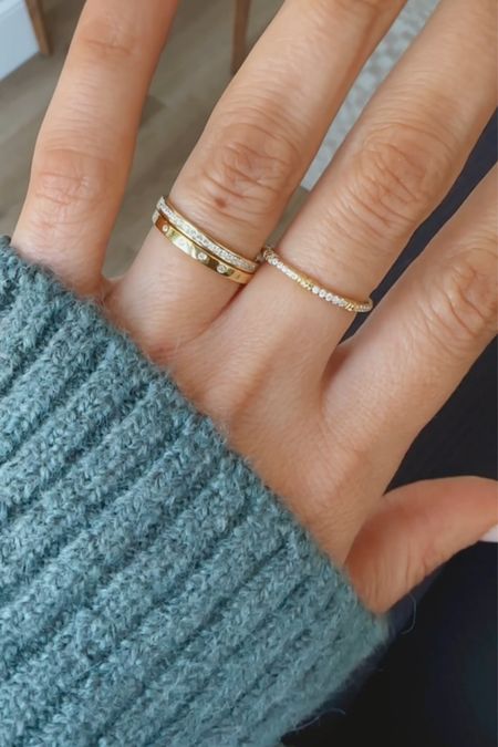 Bauble Bar holiday jewelry collection is live and so so good! I love this gold ring stack and dainty gold cuff bracelet so perfect for fall and winter outfit accessories 


#LTKGiftGuide #LTKSeasonal #LTKHoliday