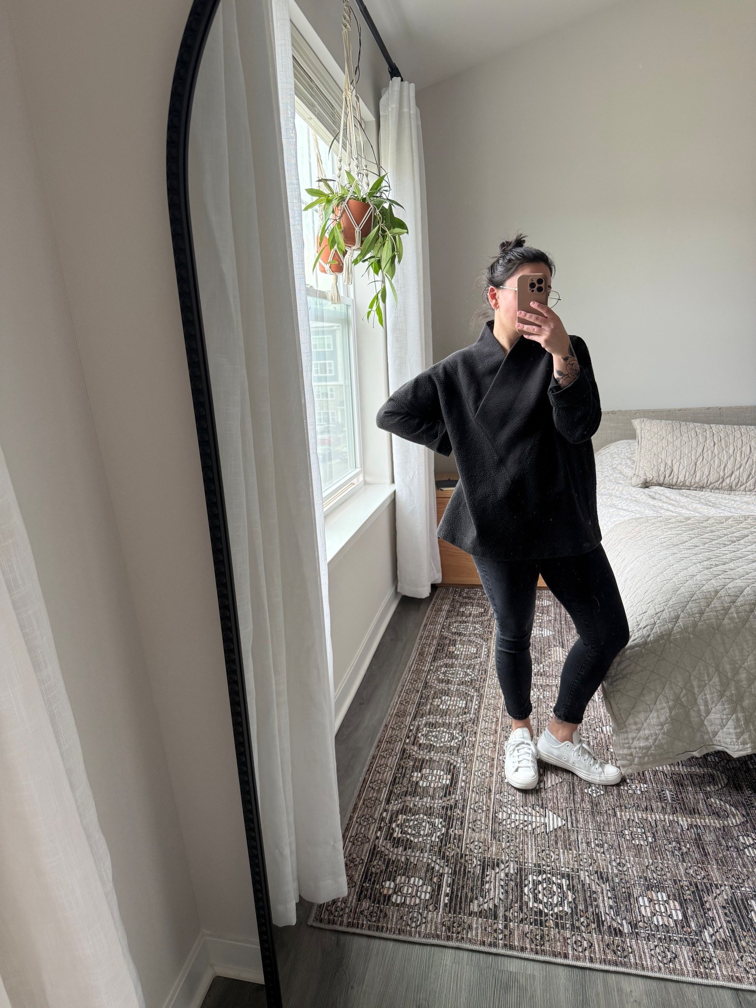 I searched long and hard for this top! I love the length and the overlapping v neckline. It’s Bitte Kai Rande size XL found on Depop for $40!

Exact skinny black pants linked - wearing size 6p (run bigger so size down)
Exact white leather converse linked - size 8tts

#LTKMidsize #LTKgrwm #LTKWorkwear