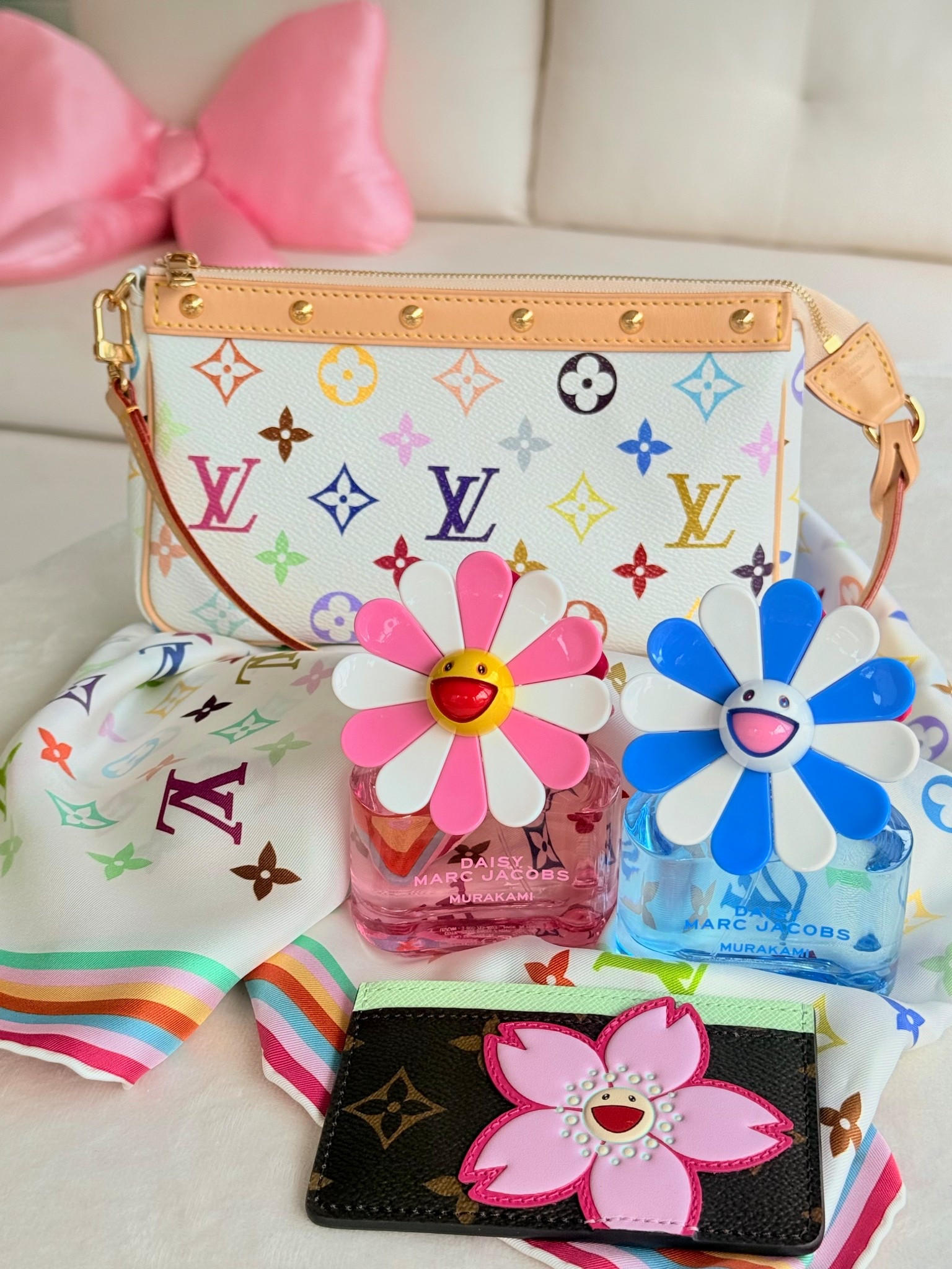 Marc Jacob’s x Murakami fragrance collection 

#LTKHoliday #LTKGiftGuide #LTKBeauty