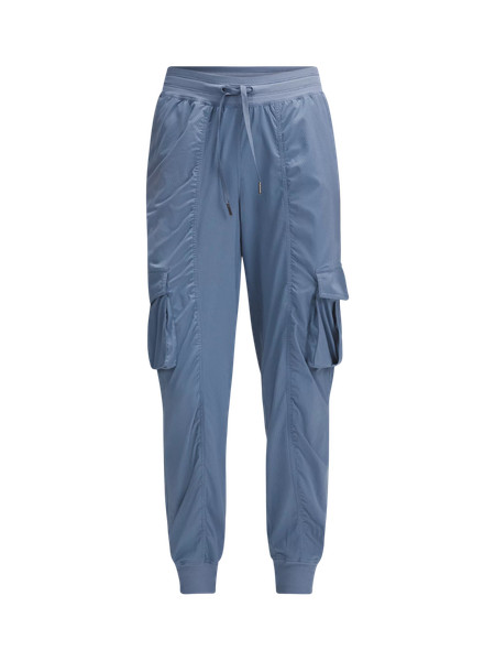 Dance Studio Relaxed-Fit Mid-Rise Cargo Jogger | Women's Pants | lululemon | Lululemon (US)