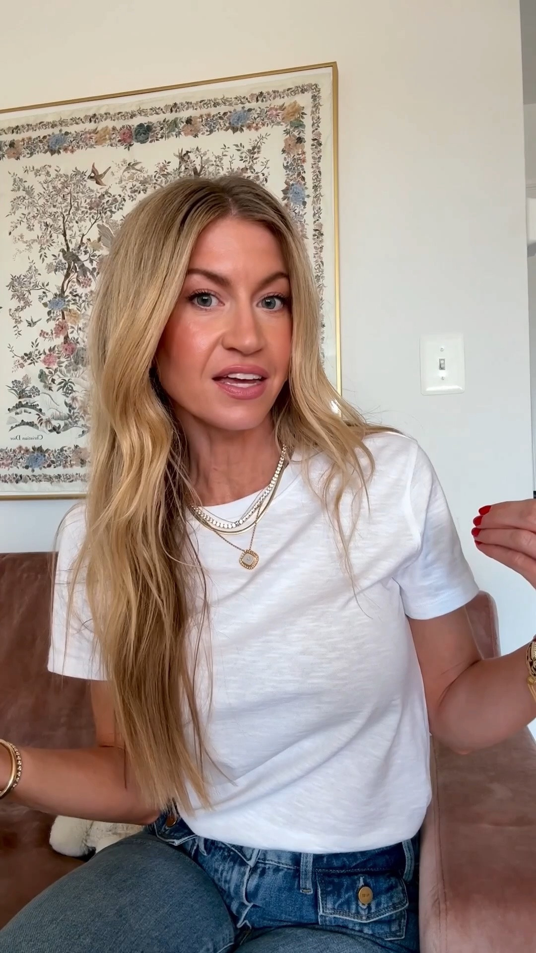This incredible $21 slub knit white tee from my favorite @Quince is back in stock and perfect for layering under fall, sweaters! #QuincePartner 

White tee: Runs TTS, wearing S