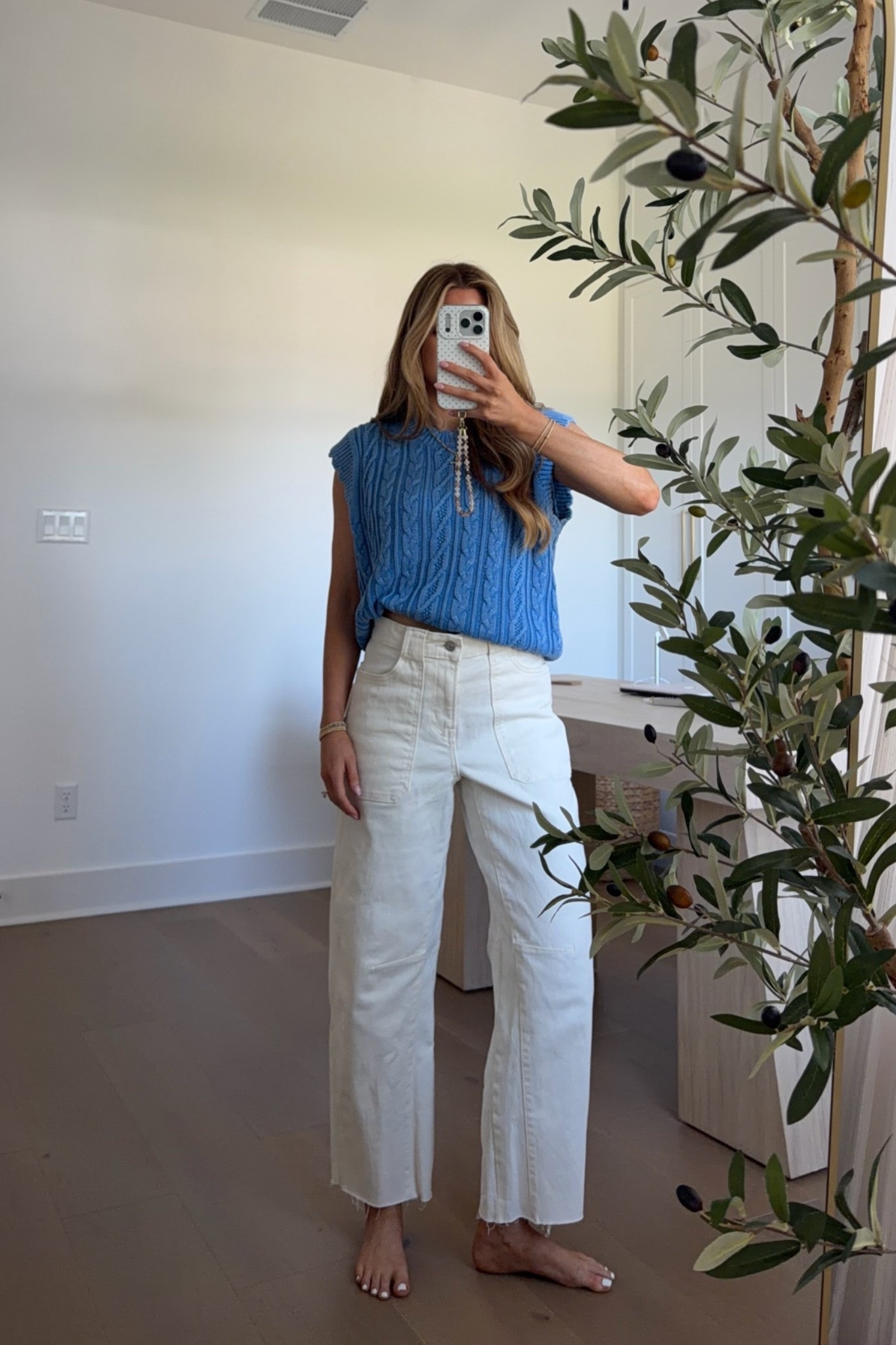 walmart finds! top: medium // jeans: 0