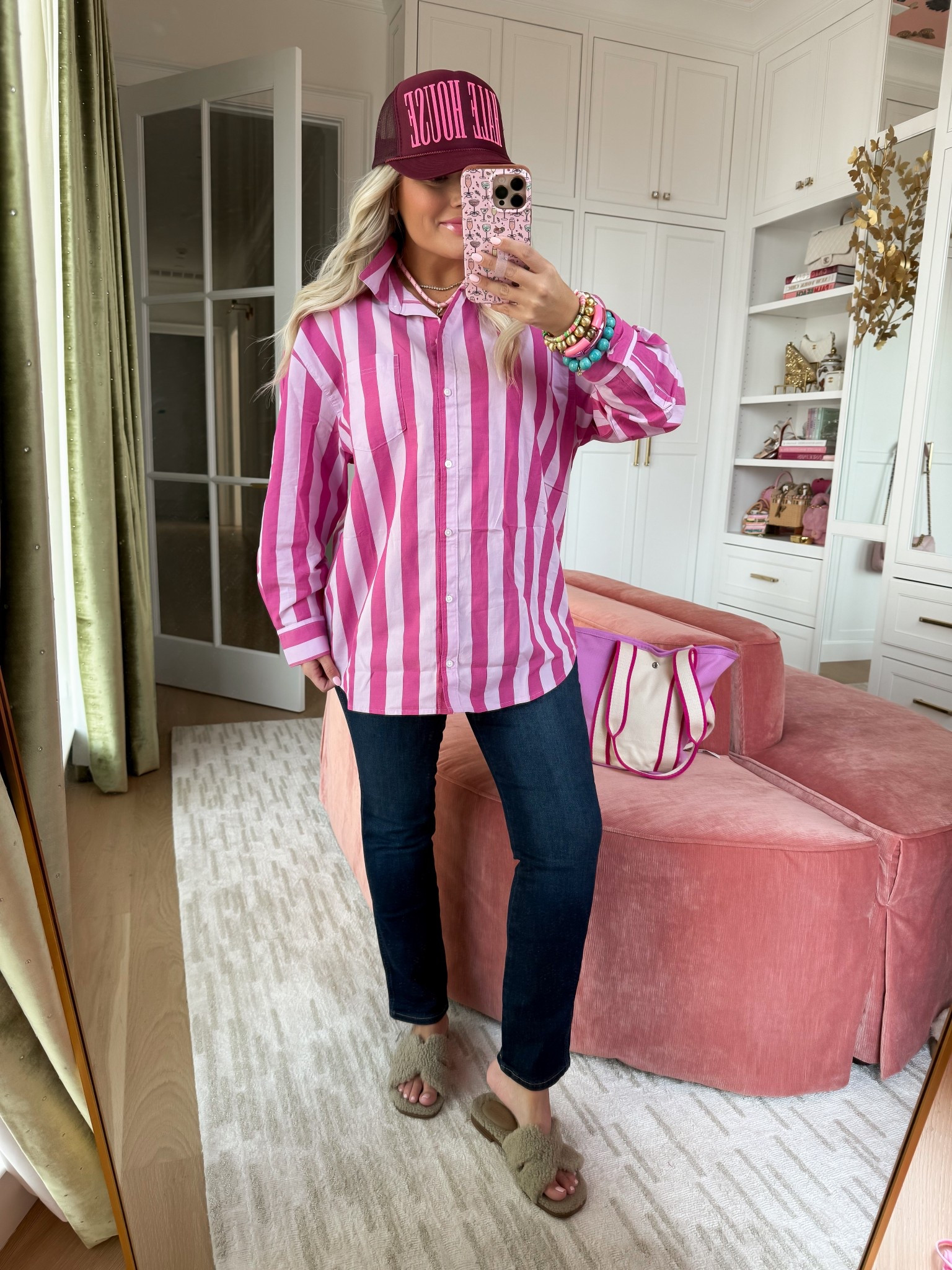 Size small top / size 4 petite jeans 

#LTKgrwm #LTKdayinmylife #LTKootd