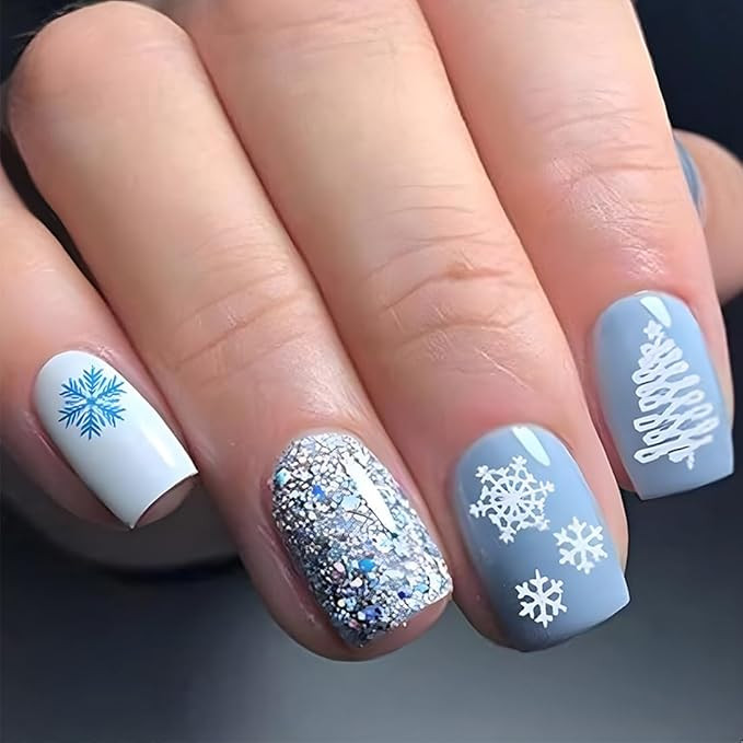 Christmas Press on Nails Short Length Square Snowflake Fake Nails Oval Christmas Glue on Nails Gl... | Amazon (US)