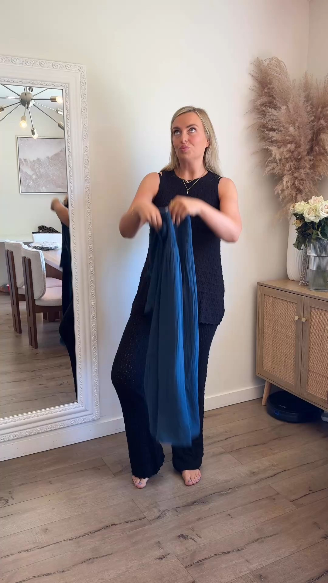 Matching set
Skirt and halter top
Summer outfit
Spring outfit
Church outfit
Baptism outfit

Size medium 


#LTKSaleAlert #LTKStyleTip #LTKFindsUnder50