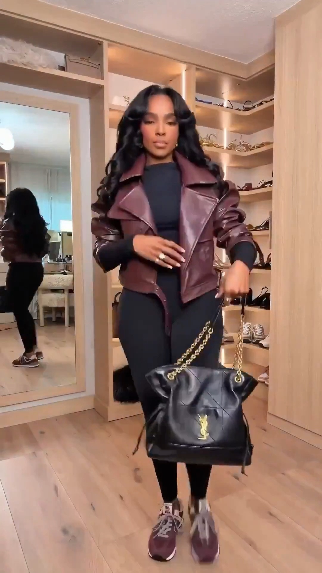 ✨ Elevated Everyday Looks You’ll Actually Wear

Effortless polish made simple with clean lines and versatile staples you can mix, match, and repeat all season. These are real-life outfits that feel comfortable enough for errands and coffee runs, but easy to elevate with heels or accessories when plans pop up. Each piece works overtime in your closet, so the cost per wear drops fast as you style them multiple ways.

Perfect for:
• Casual days and errands
• Coffee runs and daytime plans
• Everyday looks you can dress up or down

📏 Sizing:
Tops: Small
Bottoms: Small / 27 Long
Shoes: True to size

Measurements:
5’4” · 138–140 lbs · 36D · 27” waist · 40” hips

Tap to get details.

Everyday outfit inspiration, elevated casual style, versatile wardrobe staples, effortless chic looks, modern everyday outfits for women.

Follow me on Instagram and YouTube @kirasfashionfinds

