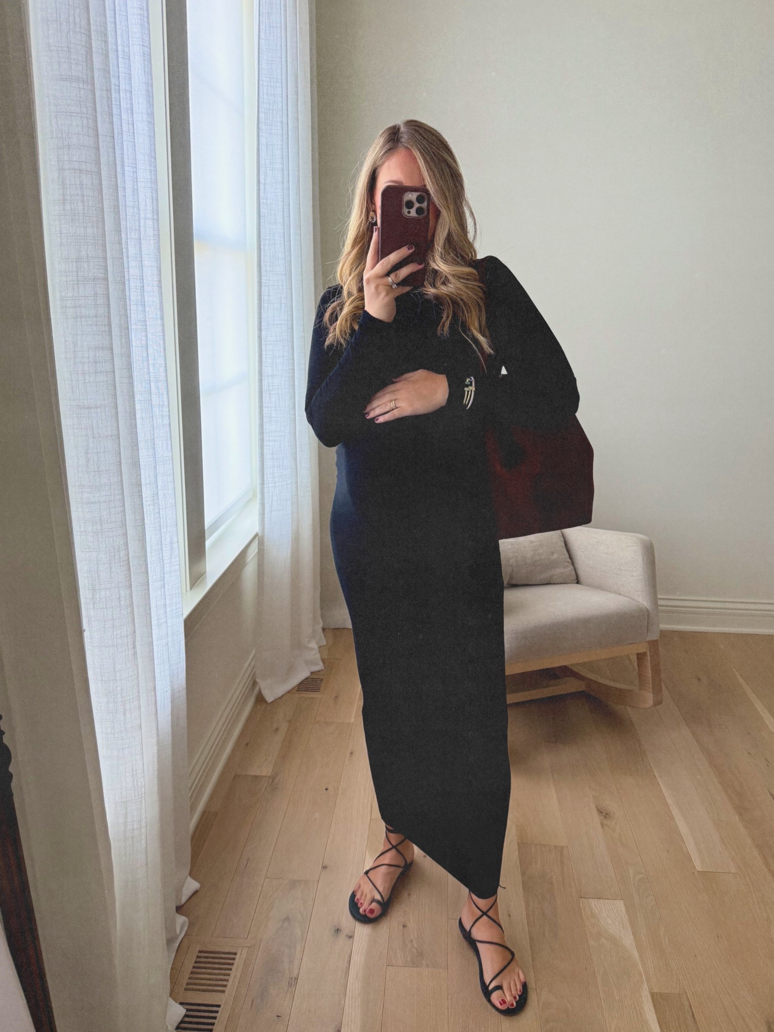 Ribbed knit dress and suede bag for a night out. 

#LTKFindsUnder100 #LTKBump