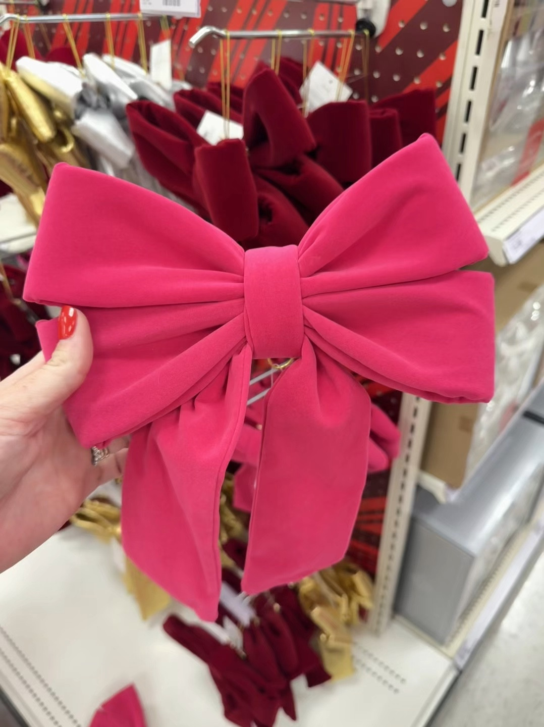 The prettiest bows for Christmas, I bet these will sell out 