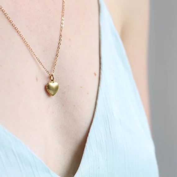 Heart Locket Necklace With Photos Tiny Gold Heart Locket | Etsy | Etsy (US)