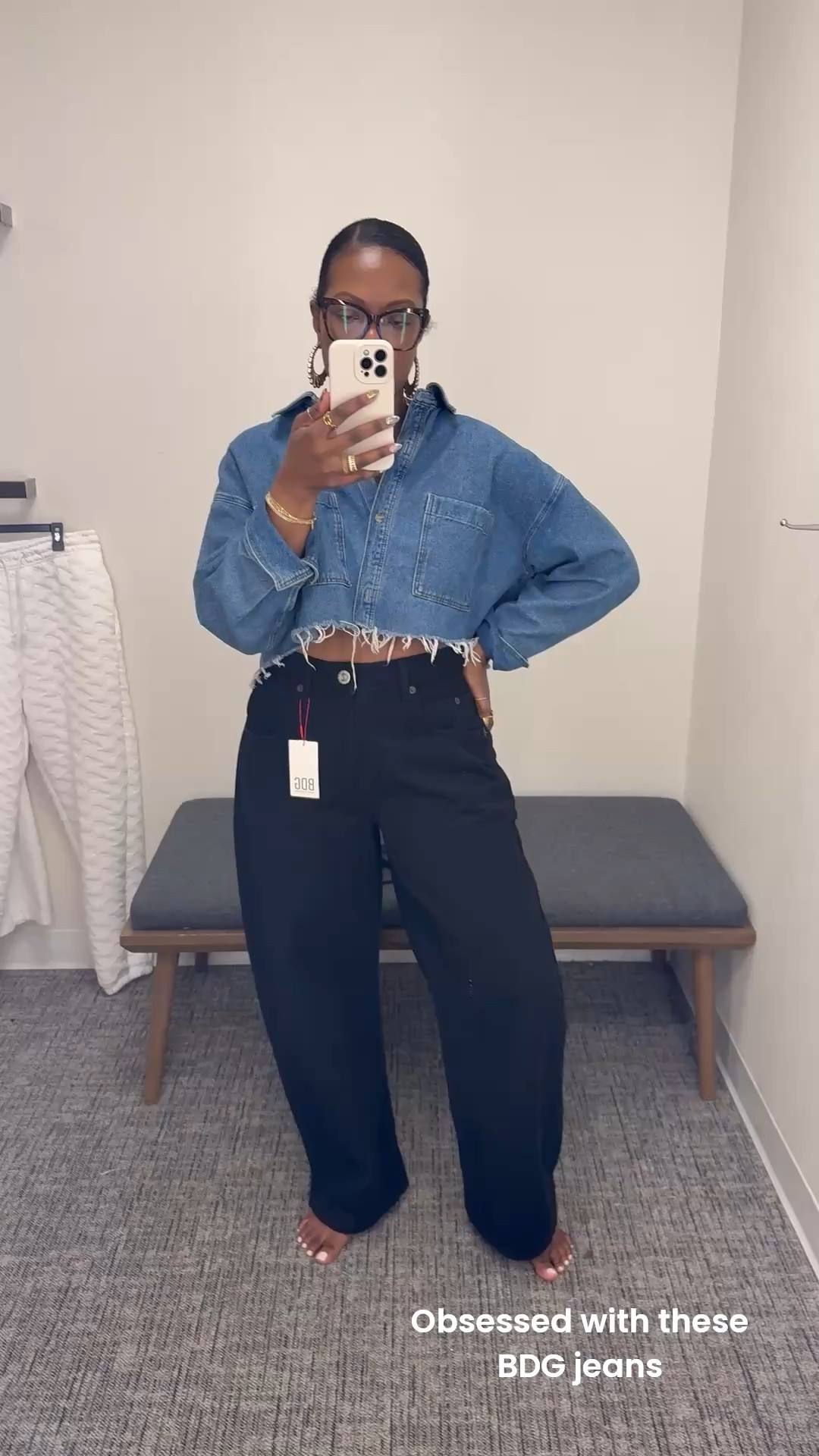 Obsessed with these jeans 

#LTKootd #LTKgrwm #LTKMidsize