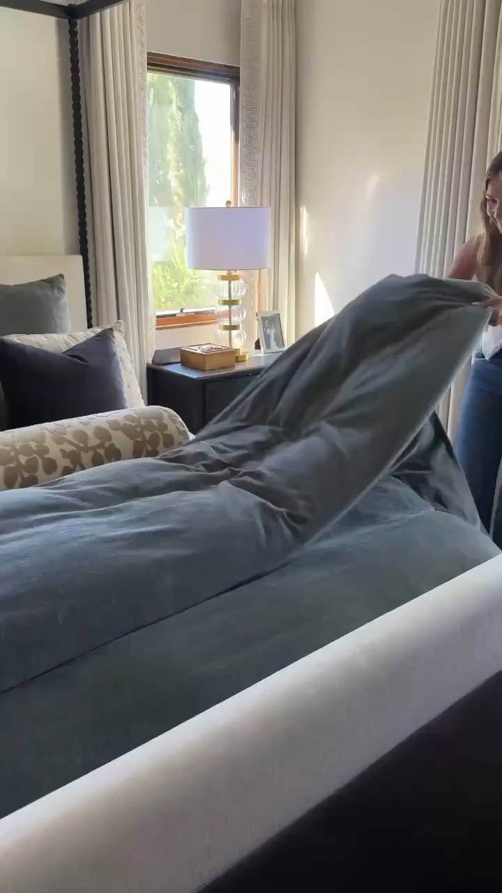The bedding my followers can’t get enough of! 🛏️✨

#LTKHome #LTKdayinmylife