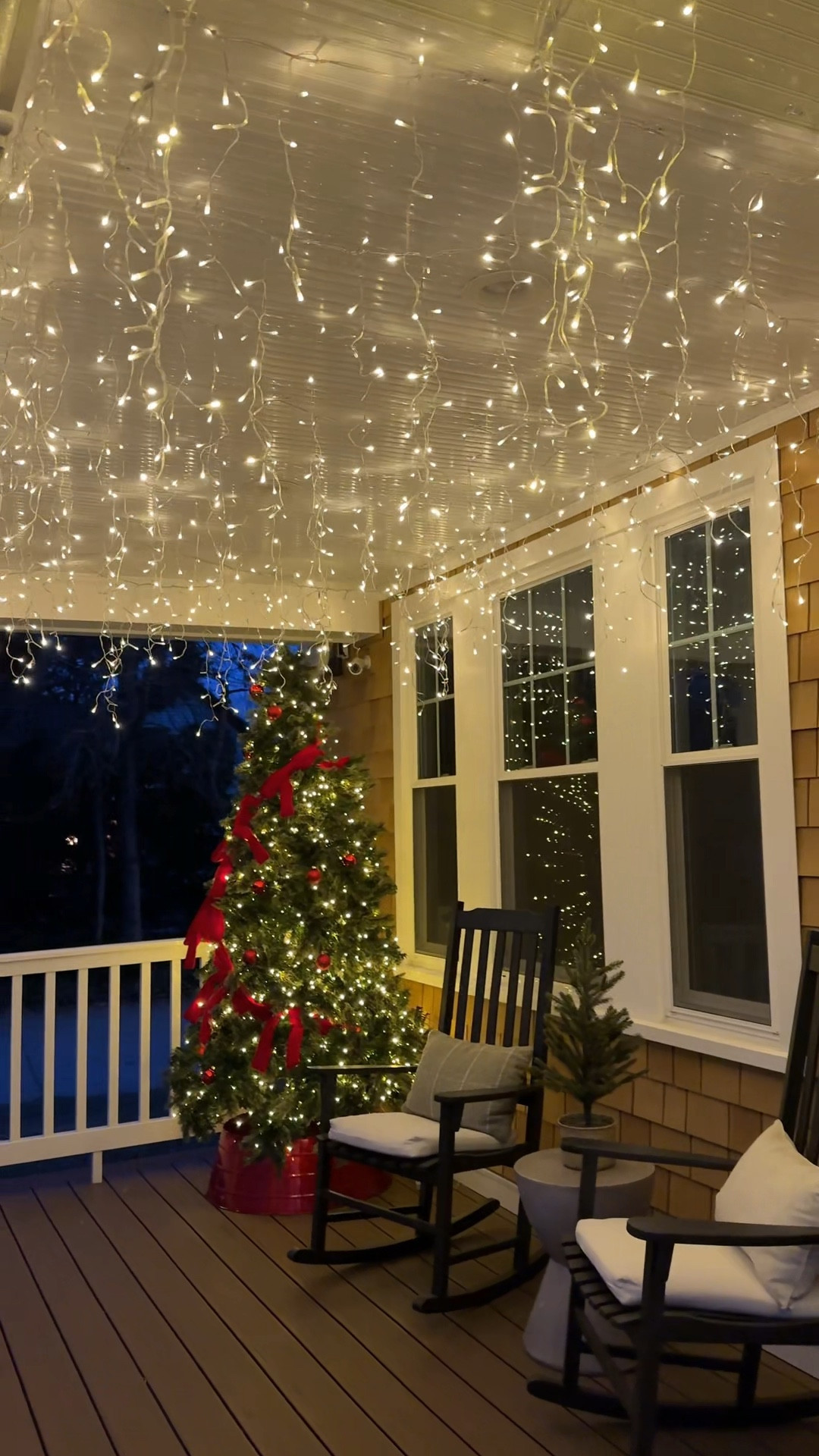 These Icicle lights look so magical and they stay up perfectly with Command outdoor light clips 

#LTKHome #LTKSeasonal #LTKHoliday