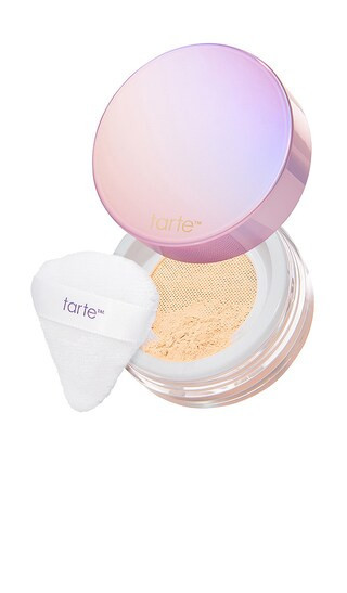 tarte Creaseless Setting & Brightening Powder in Yellow. | Revolve Clothing (Global)