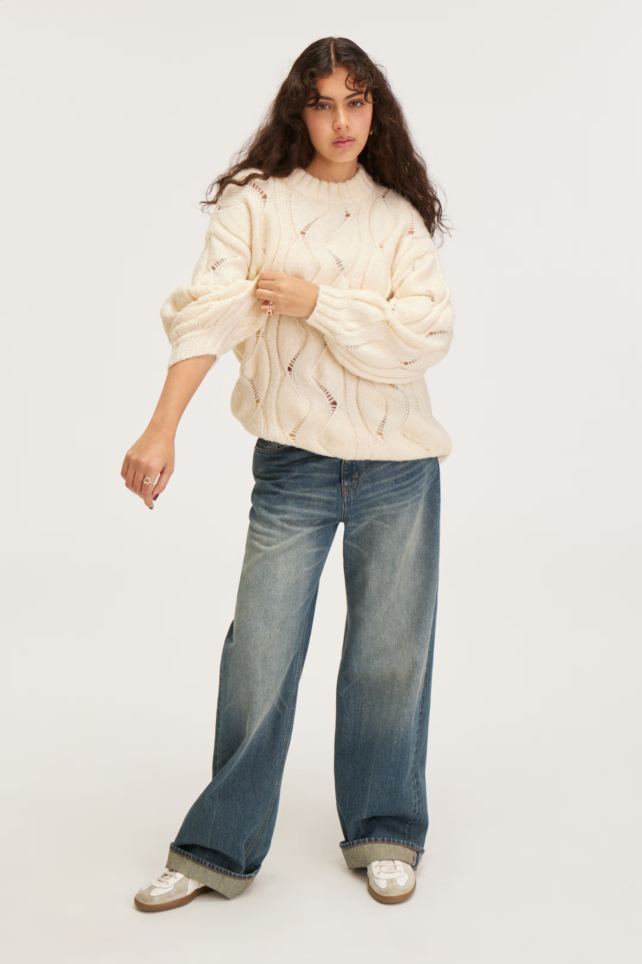 Oversized-Pullover mit Zopfmuster | H&M (DE, AT, CH, NL, FI)