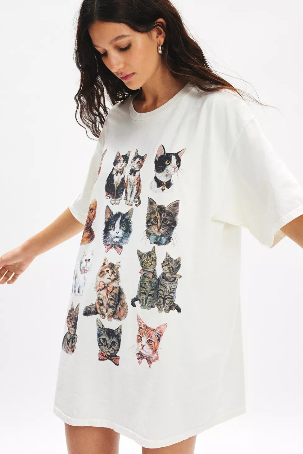 Cat Graphic Oversized T-Shirt Dress | Urban Outfitters (US and RoW)