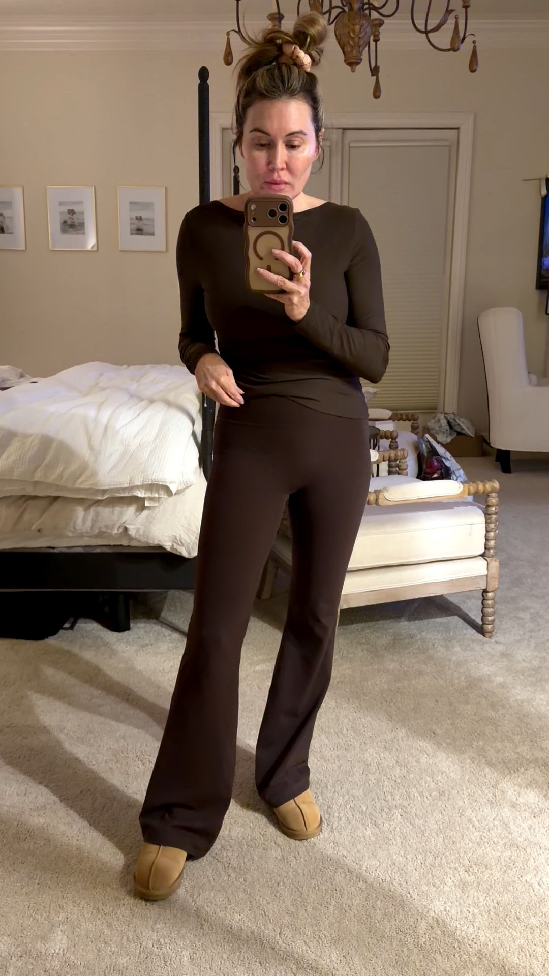 I now own two of these “sets”
These leggings I love bc they don’t have a seam down the front and the flare leg gives an elongated effect.

The top is a goat neck which is so flattered, it is THIN.. a good base layer 

And both are true to size 
Browns are a little off from each other but but still work well together 

#LTKmomlife #LTKdayinmylife #LTKootd