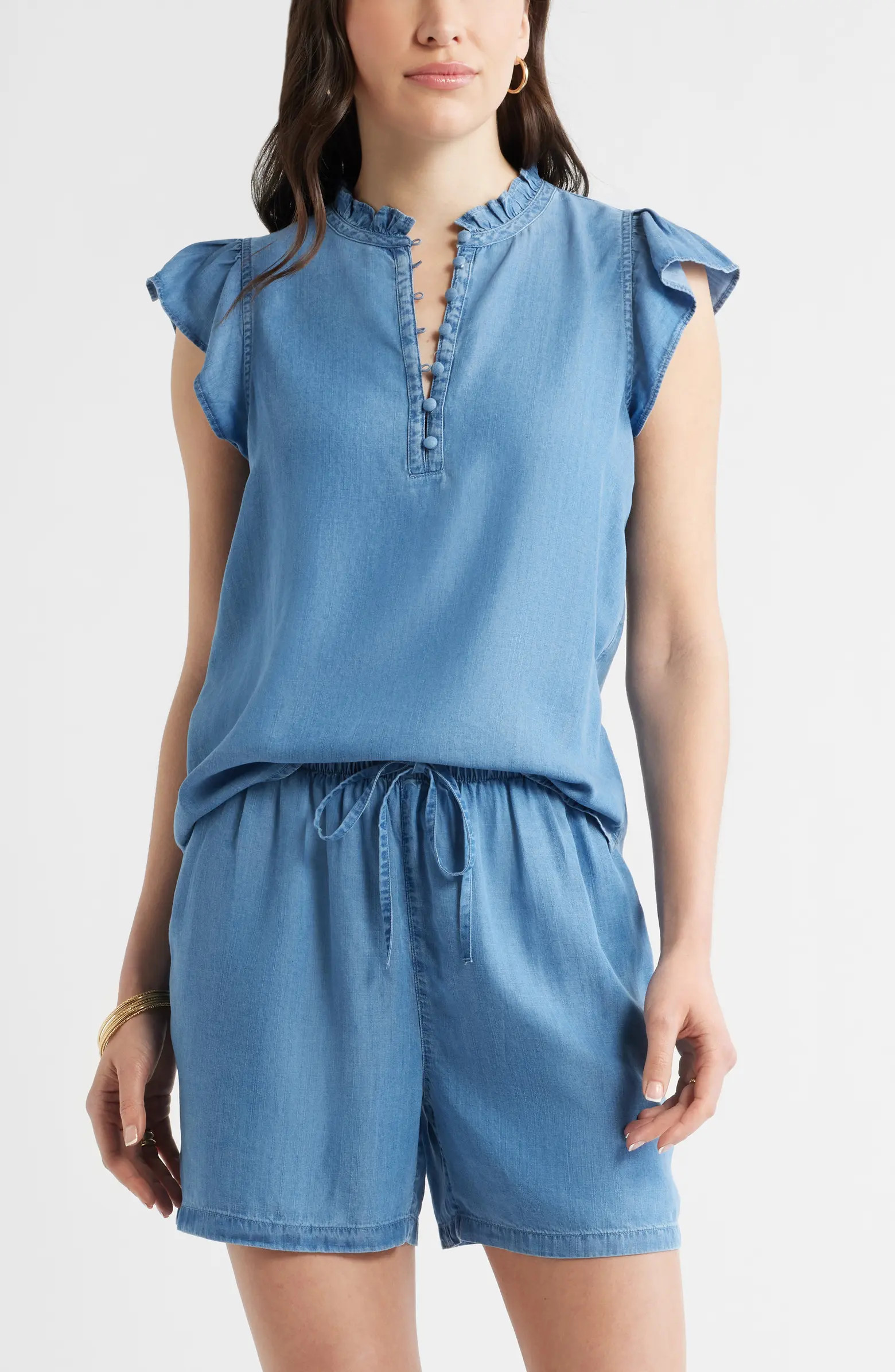 Caslon® Flutter Sleeve Popover Chambray Top | Nordstrom | Nordstrom