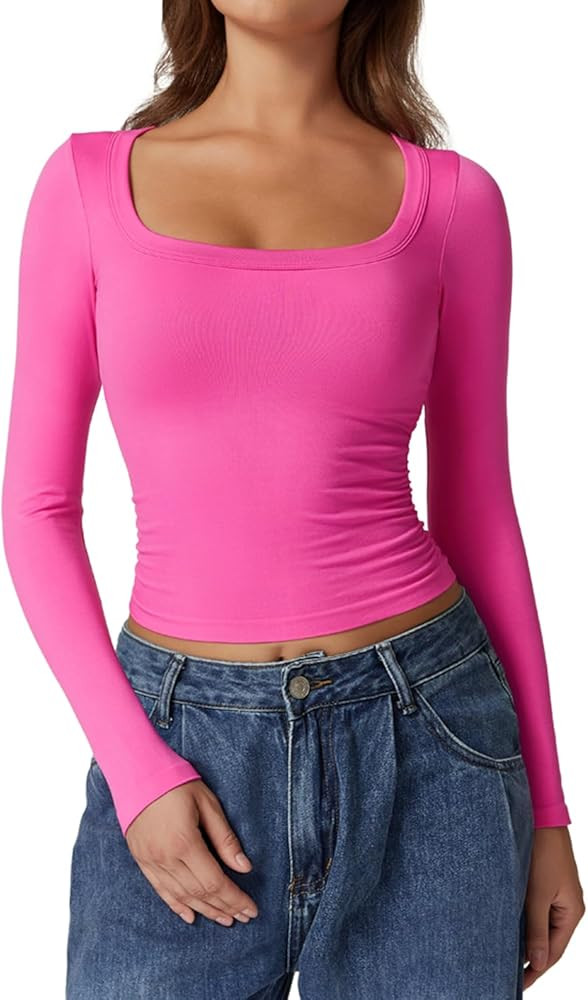 QINSEN Fashion Womens Scoop Neck Long Sleeve Seamless Top Side Ruched Basic Crop T Shirt | Amazon (US)