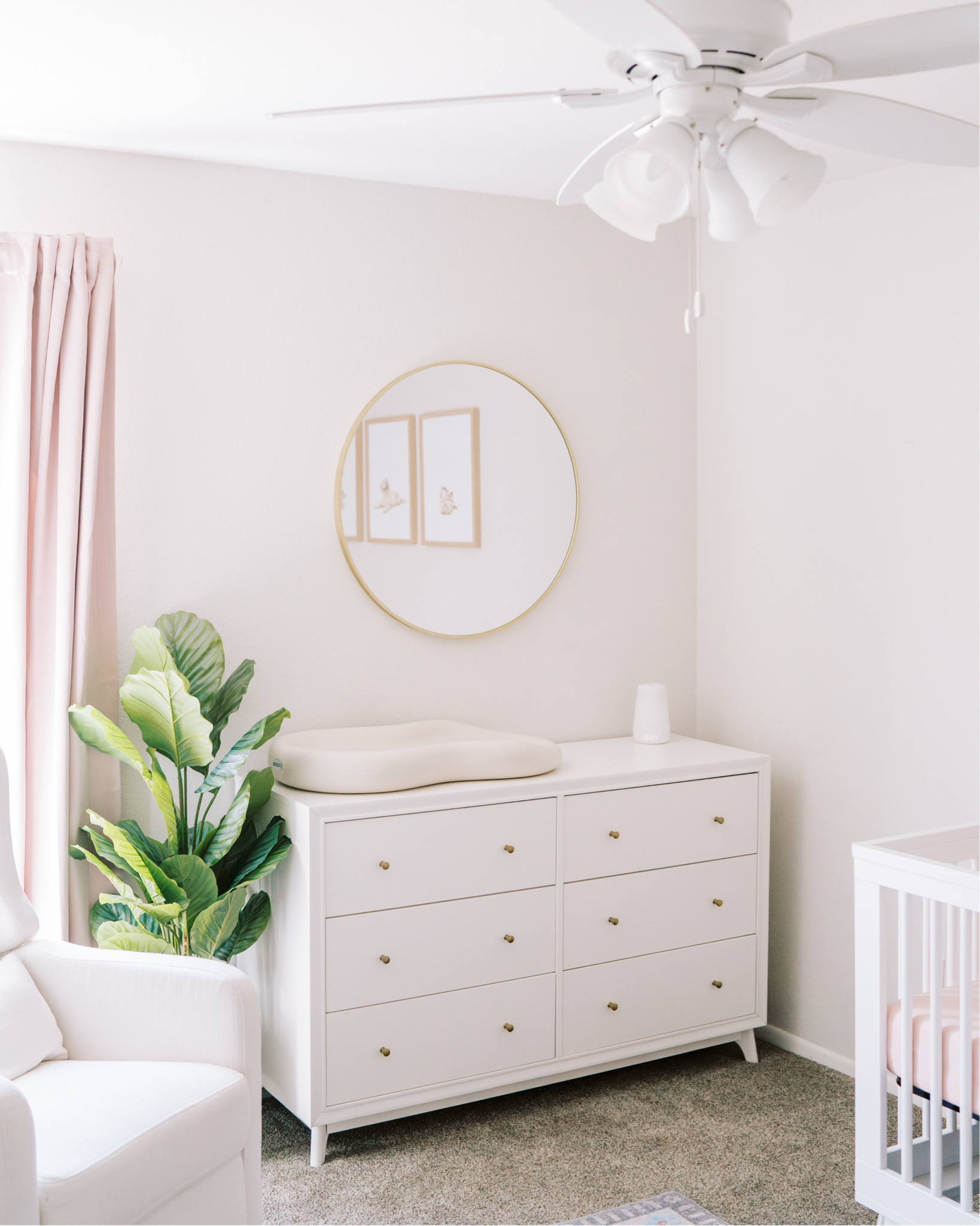 Baby girl nursery 
Classy and youthful  
Puppy golden retriever 

Photo credit: katelyncantu.com 

#LTKKids #LTKHome #LTKBaby