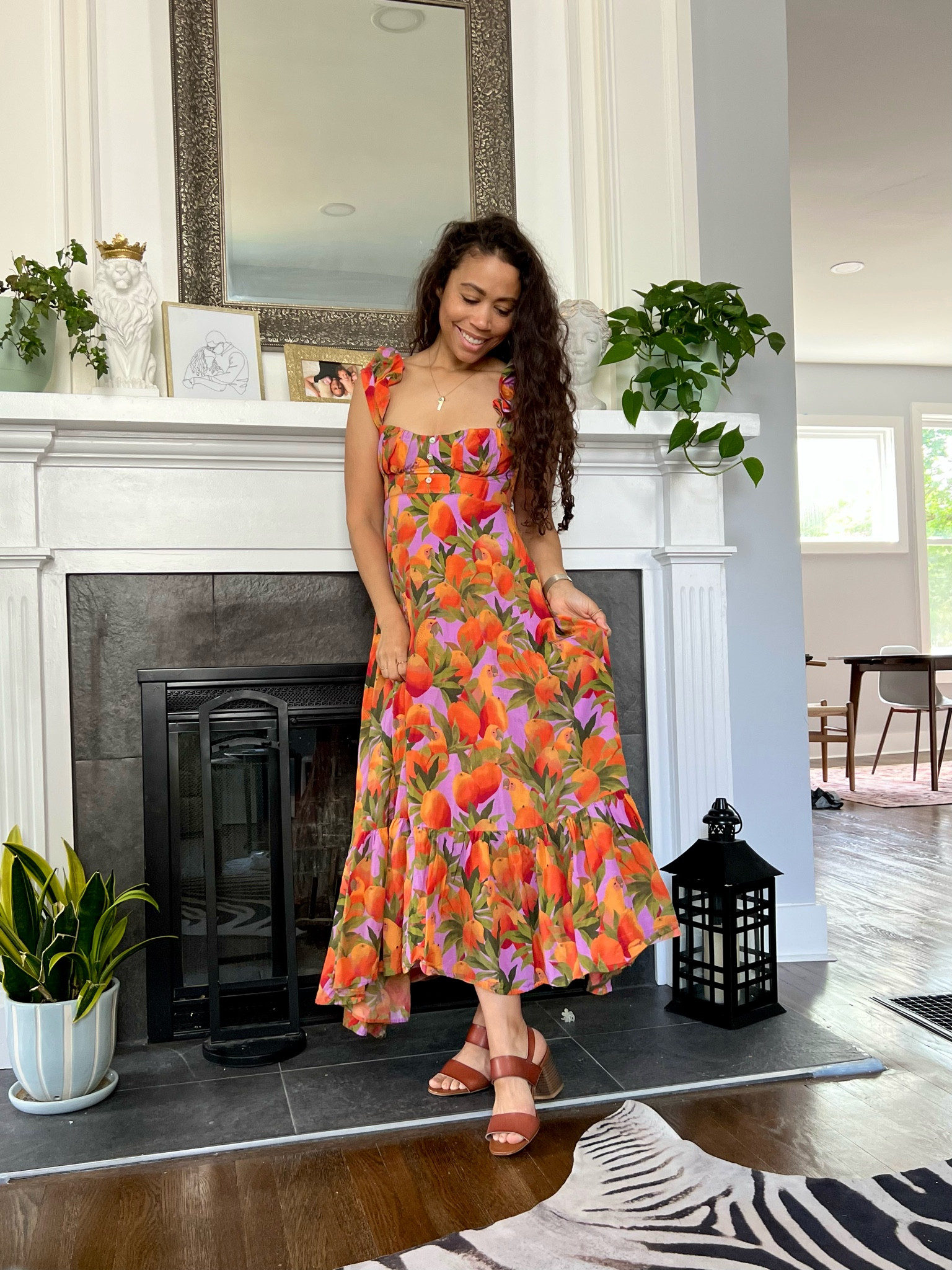 Obsessed with this Farm Rio Dress. I’m wearing an xs, but be aware it is snug at the rib cage. #Summerdress 