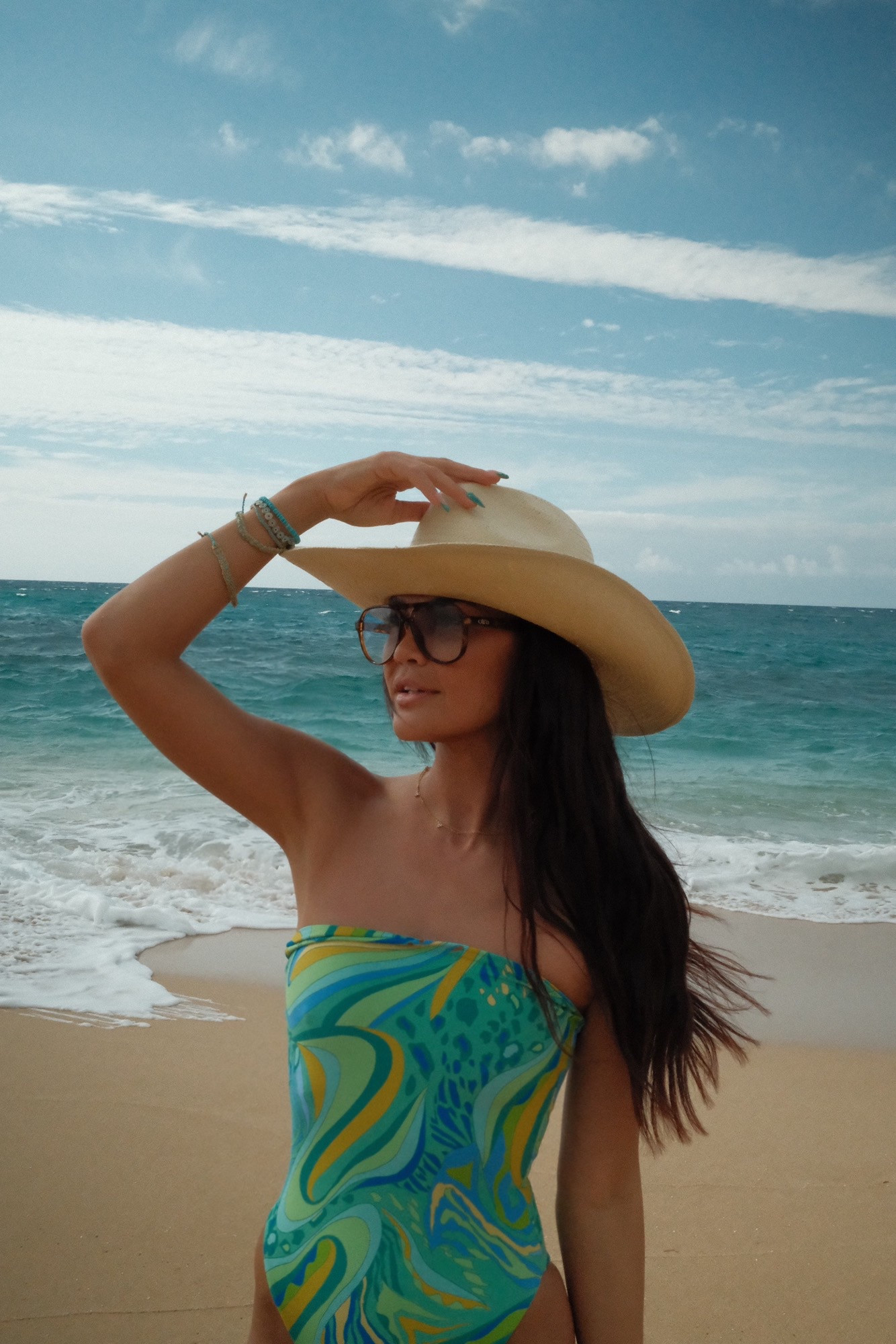 Accessories: 
Hat - Gigi Pip (Code: Kristin15)
Sunnies - Otra Eyewear 
Brackets - Baublebar 
Necklaces - Electric Picks (Code: WildOne20) & Made by Mary (Code: Kristin10) 

Swim is linked in my IG bio under ShopMy or DM me for link! (not available on LTK)

#LTKTravel #LTKStyleTip