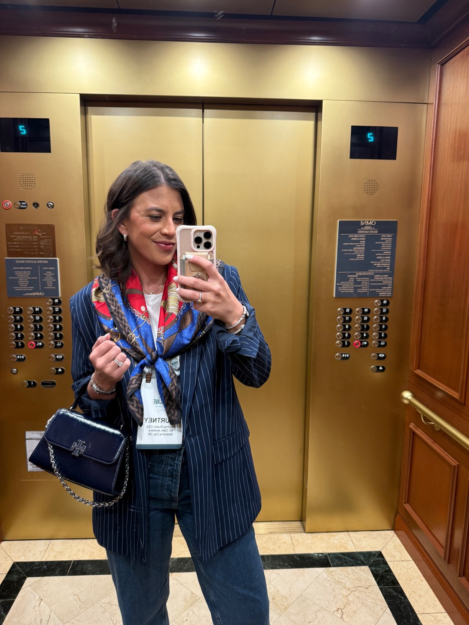 The best business casual outfit for this fall. This loft blazer is everything.

#LTKSeasonal #LTKWorkwear #LTKootd
