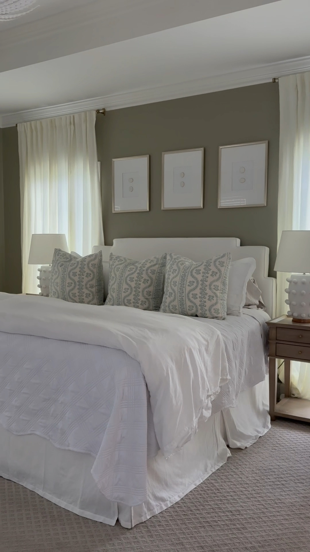 Intaglio Art DIY - The easiest DIY I’ve ever done!

Home decor master primary bedroom art

#LTKFindsUnder50 #LTKHome #LTKStyleTip