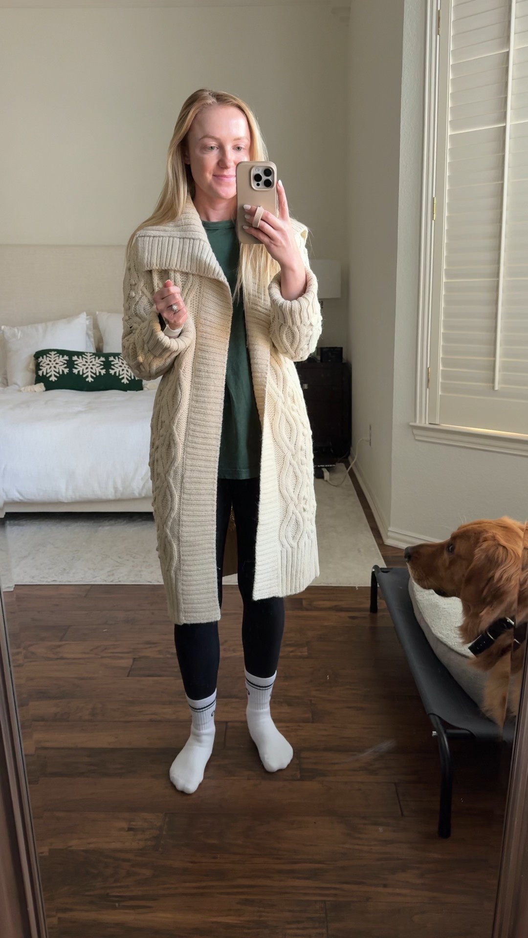 Love this cozy cardigan! So good for the cold winter months. This would make a great gift as well! Wearing an XS regular 

#LTKFindsUnder100 #LTKGiftGuide #LTKHoliday