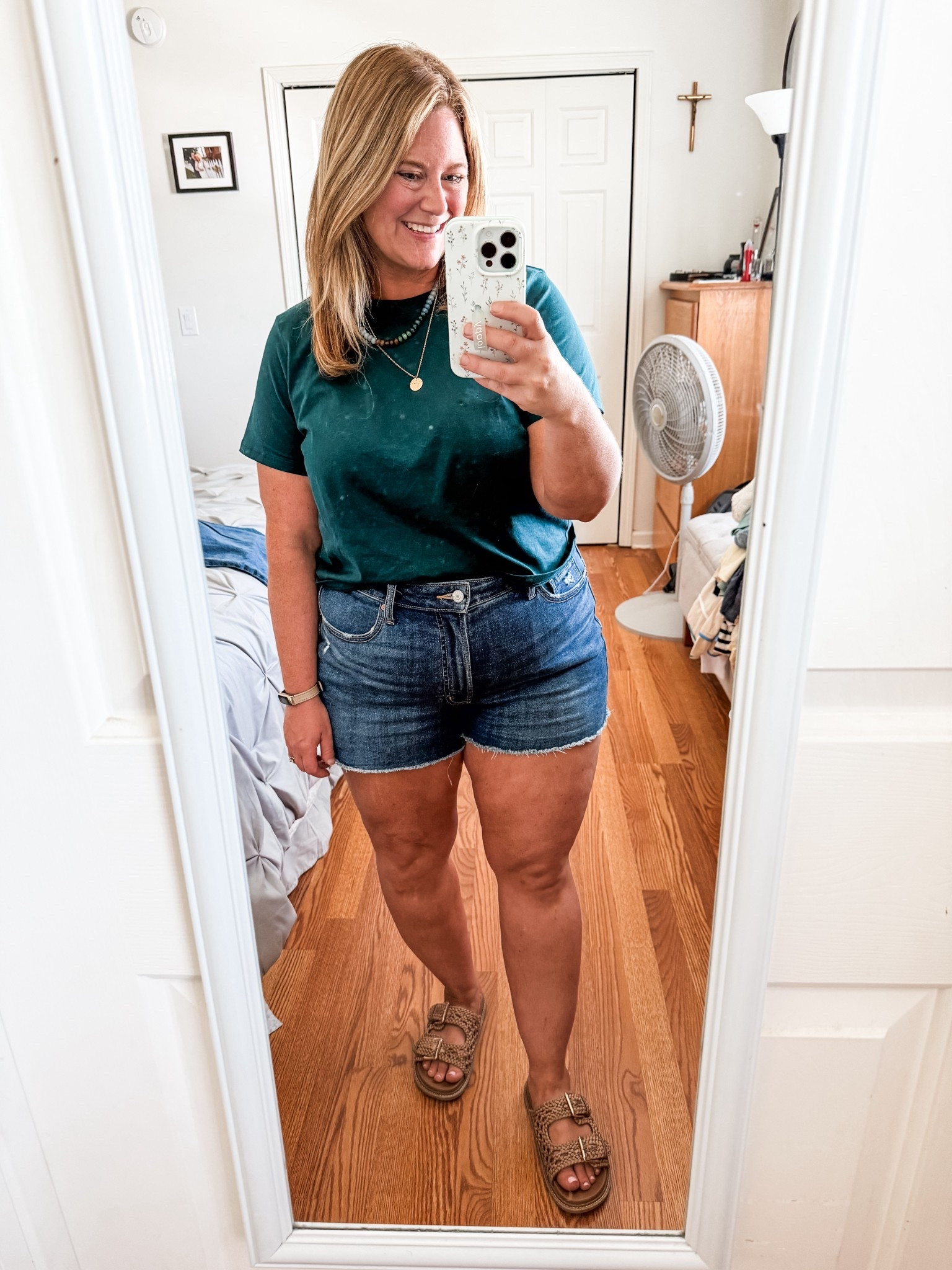 Wearing a 16 in my denim shorts and an XL in my top.  Tee is cropped so it’s easy to slightly tuck (but not too cropped where my stomach shoes).  

#LTKMidsize #LTKSeasonal #LTKFindsUnder50