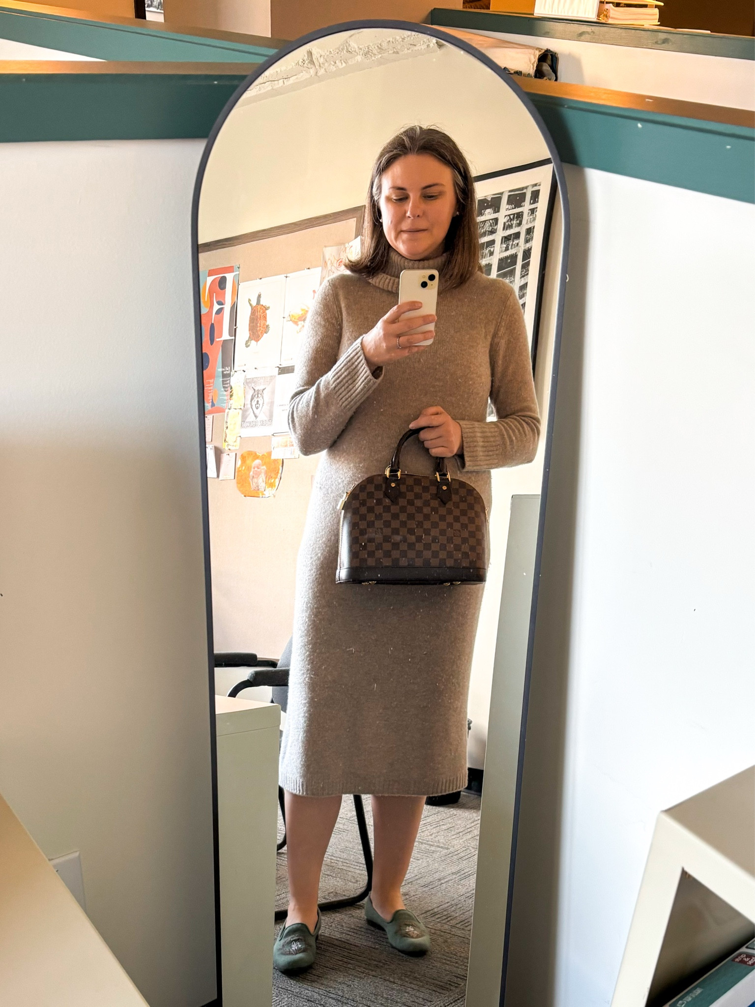 What I wore to work today 📈🗂️

#LTKMidsize #LTKWorkwear #LTKSeasonal