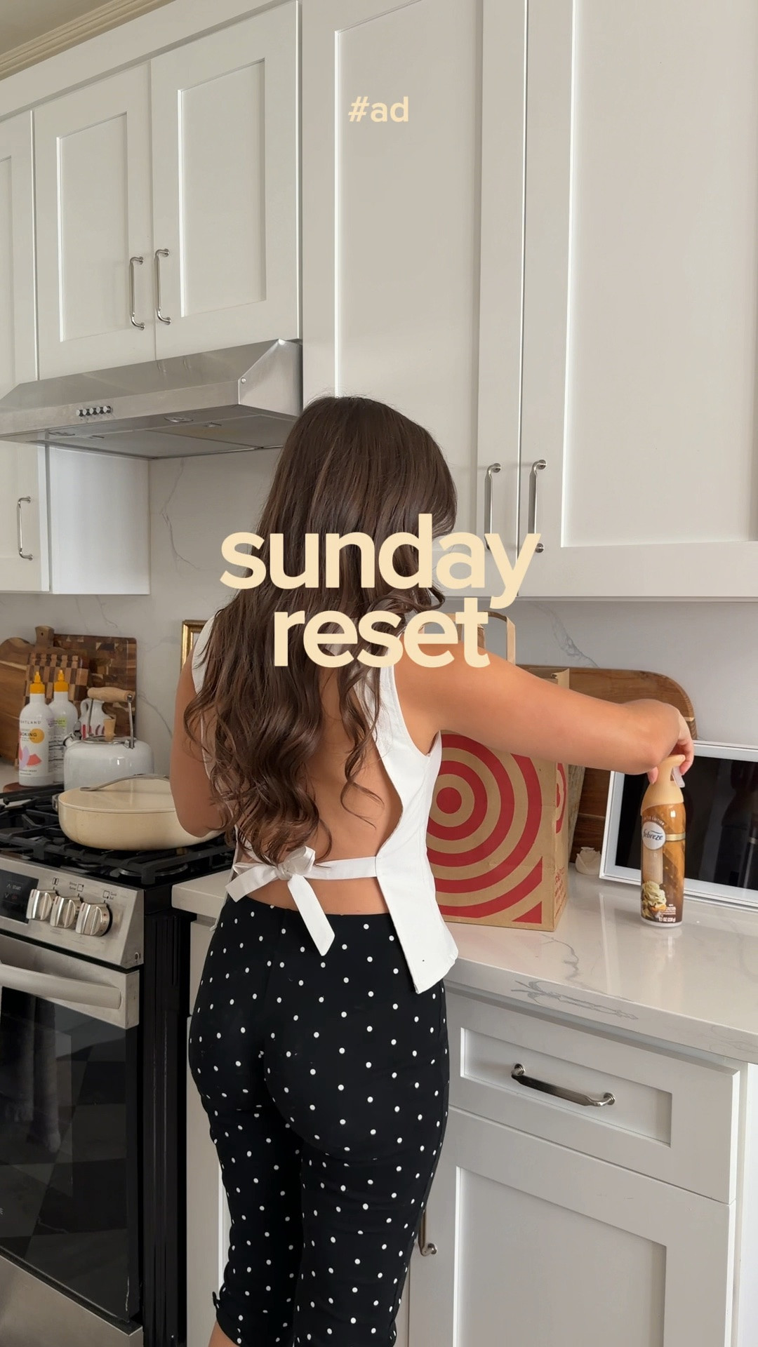 #ad Sweet scents make Sunday resets better 🧺🫧 #targetpartner the @febreze Fresh Baked Vanilla Air Freshener from @target smells like I have something sweet baking in the oven 🍪🍂 #target #falliday

#LTKHome #LTKSeasonal