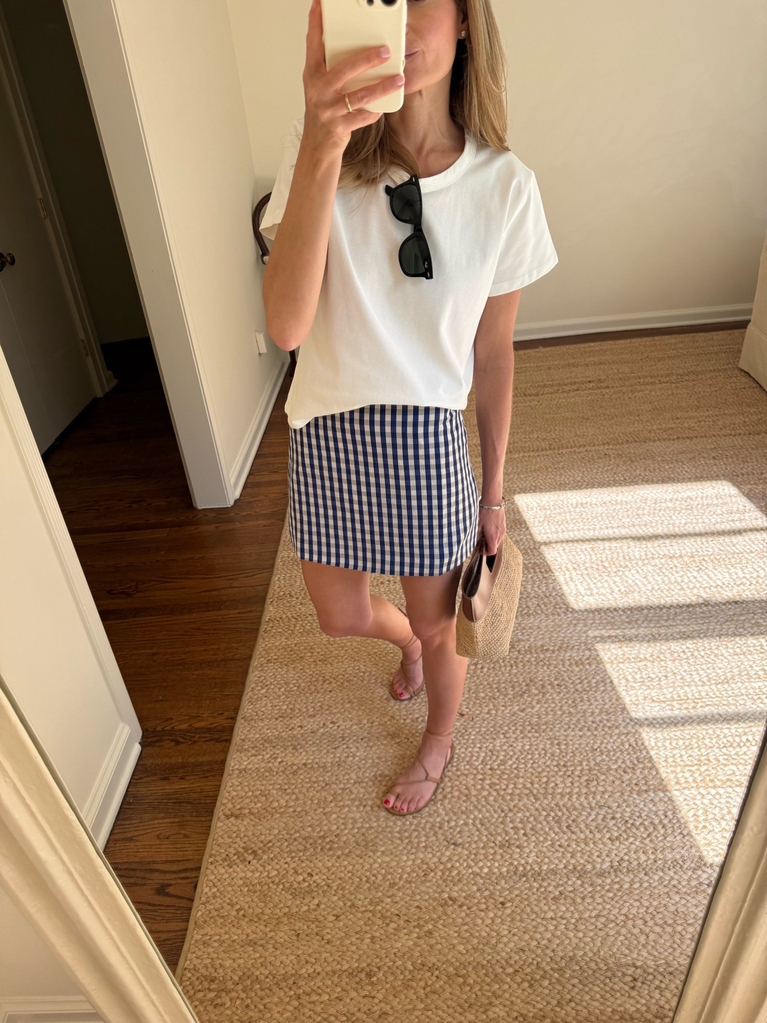 THE VACATION EDIT! No one does effortless summer style like @tuckernuck!! Sharing all my new arrivals, perfect for your summer getaway! 

Sizing notes — tee: wearing a small. Skirt: wearing an xs. Sandals: wearing a 7 

@tuckernuck #tuckernuckpartner