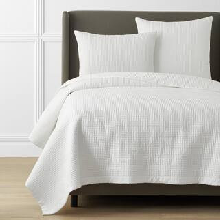 Legends Hotel White Twin/Twin XL Cotton Sateen Quilt | The Home Depot