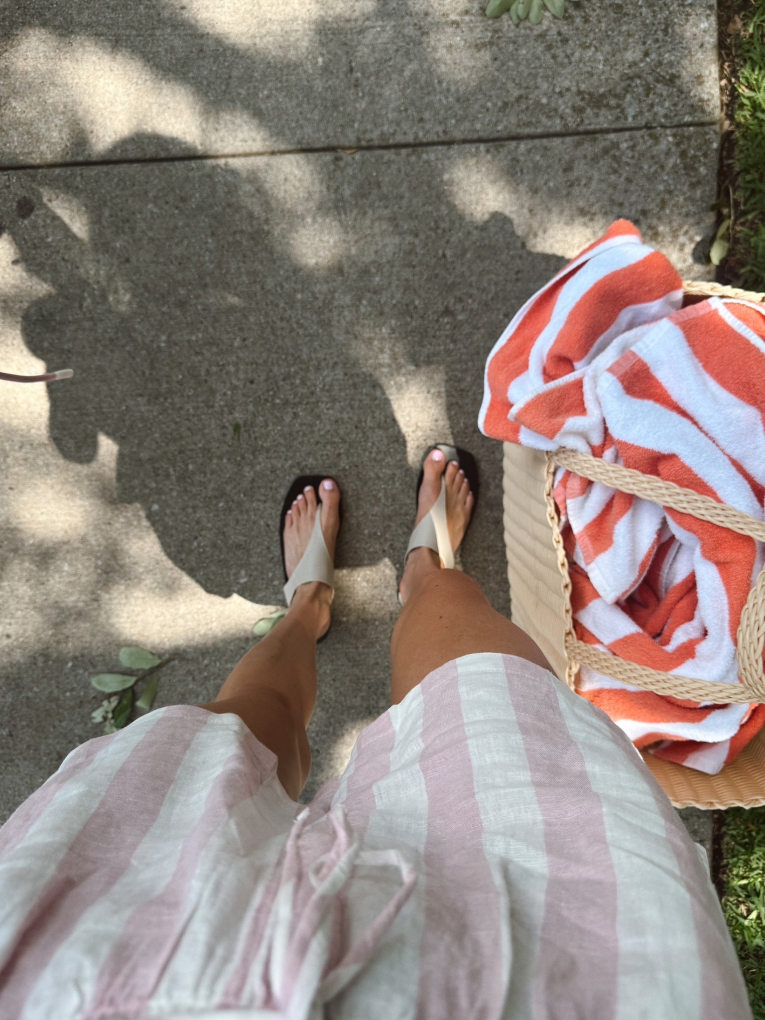 Sandals and shorts are linked!

#LTKootd #LTKSwim