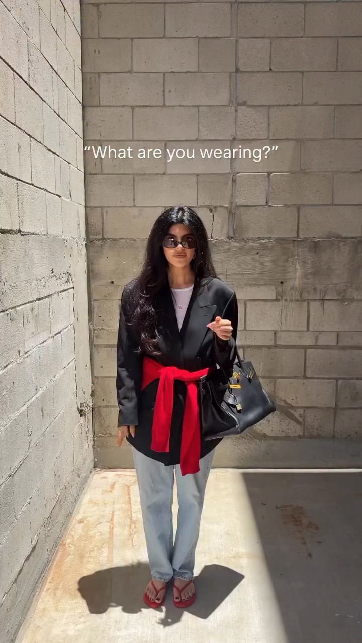 Outfit of the day details …

Blazer outfit inspo, business casual style, summer style, pop of red, elevated chic style, elevated casual style, elevated business casual outfit inspo

#LTKootd #LTKgrwm